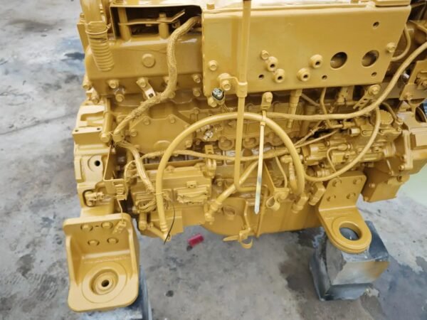 cat C6.4 engine picture
